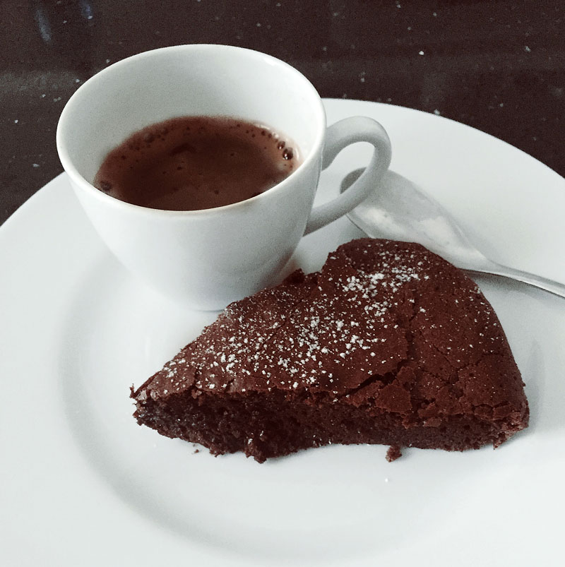 Chocolate cake with Bonini Condiment Gustoso